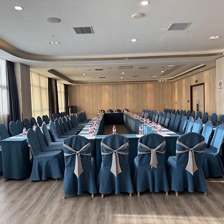 Country Inn&Suites By Radisson, Shanghai Pvg Eksteriør billede